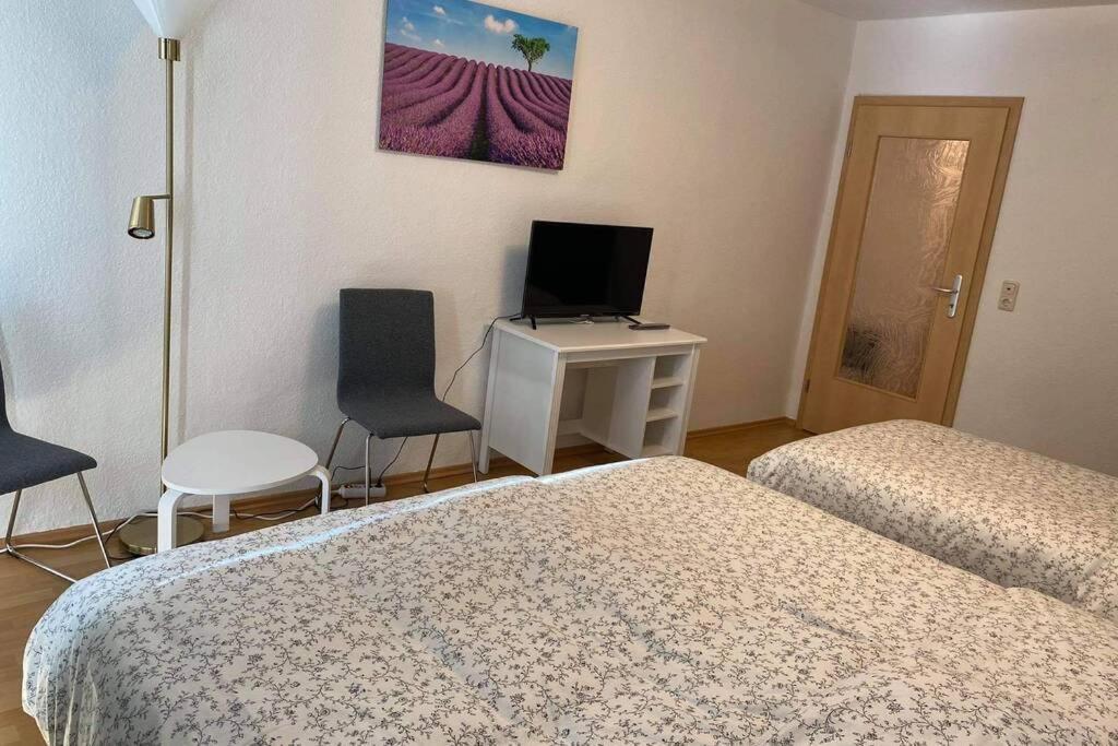 Beste Lage In Rostock: 2-Zimmerwohnung Mit Balkon Im 1.Og Exteriör bild